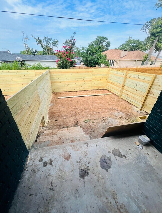 1912 Sanford Dr Townhome Townhome Rental in Little Rock AR