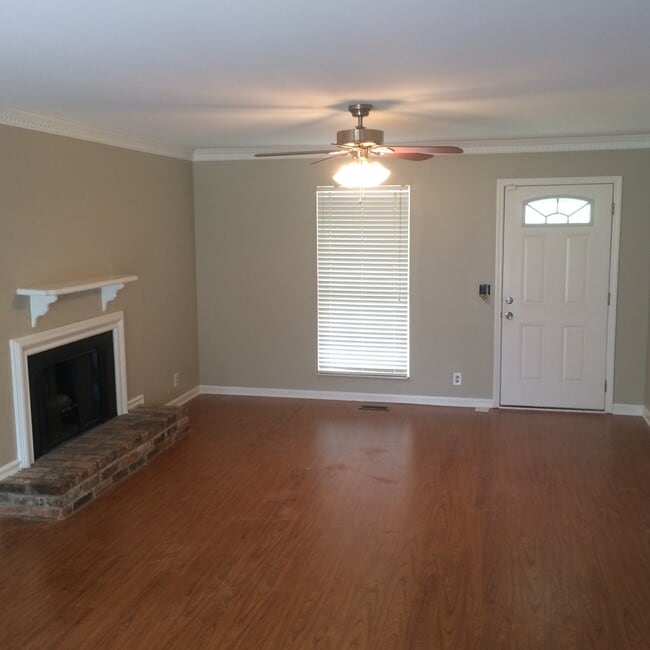 Photo - 1413 Autumn Knoll Rd