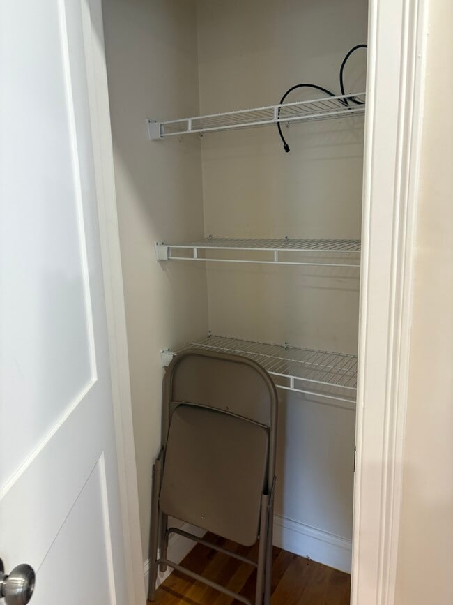 Photo - 96 Willis Ave