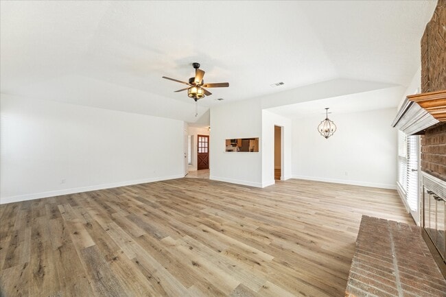 Photo - 16710 Barkentine Ln
