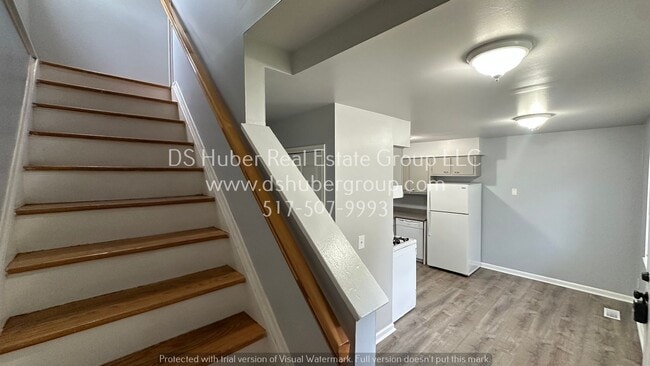 Building Photo - 827 Vincent Ct Rental