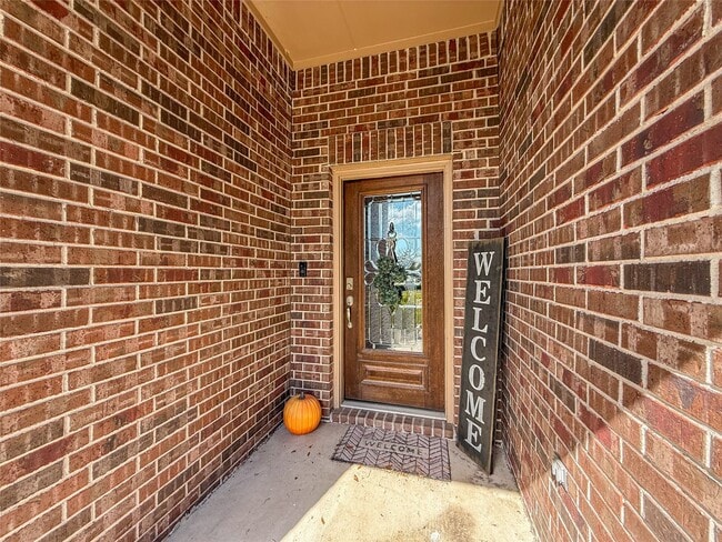 Photo - 2513 Kaman Ln