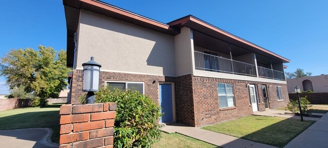 Photo - COLONIAL PARK LUXURY CONDO TOTAL UPDATED