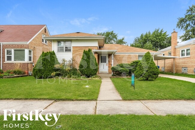 Photo - 5458 Franklin Ave