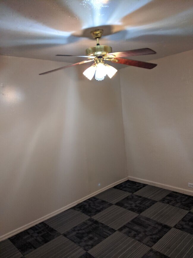 Building Photo - Charming 2 Bedroom Apartment in Mount Washington, Pittsburgh, PA Unit 1