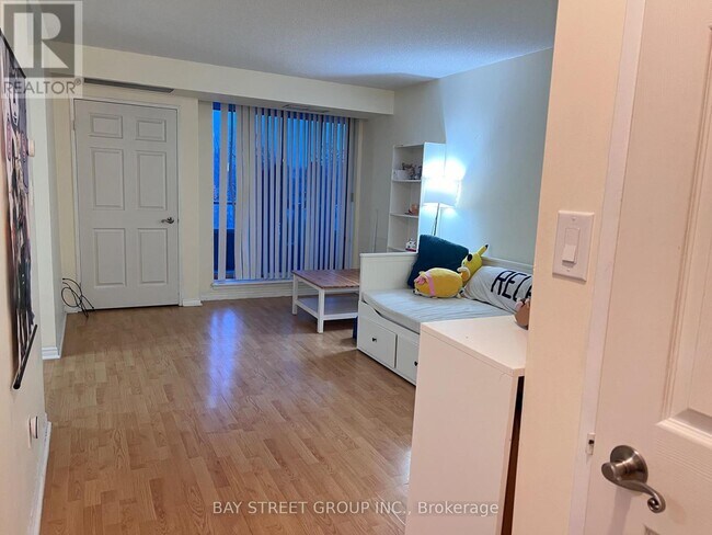 Photo - 35 Empress Ave Unit 303