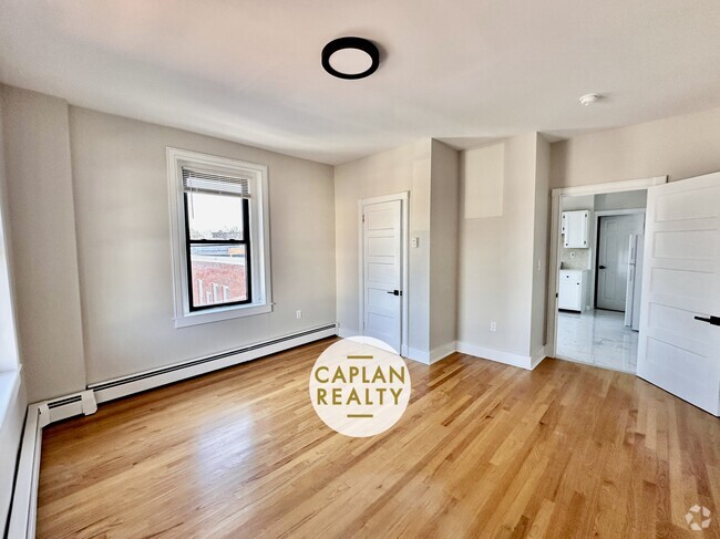 Building Photo - 527 Chapel St Rental
