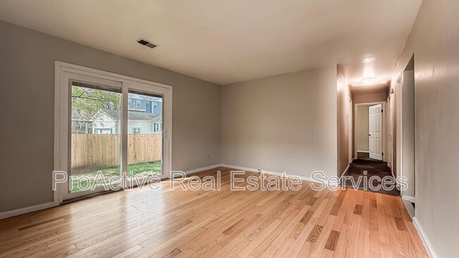 Photo - 4305 Tides Ct Unidad B