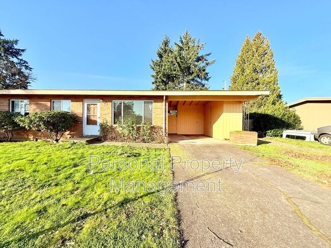 Building Photo - 702 Garrison Terrace