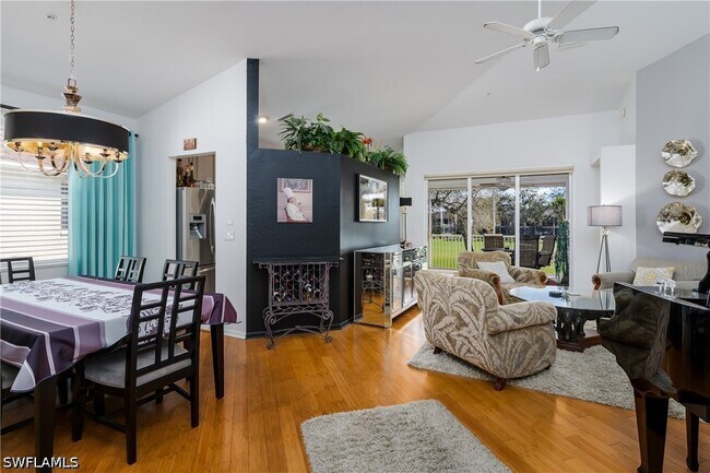 Photo - 640 Lalique Cir Unit 405