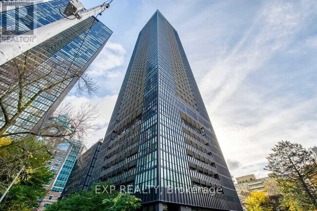 Photo - 101 Charles St E Unit 4804