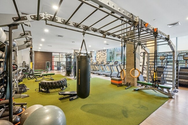 Photo - Collective on 4th