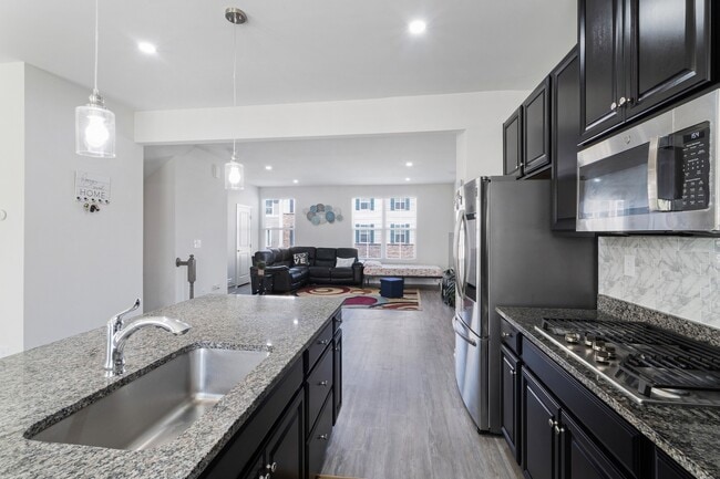 Photo - 16 Sedicavage Way