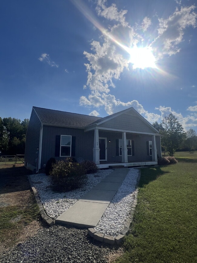 Building Photo - 90 Hickory Ridge Cir Rental