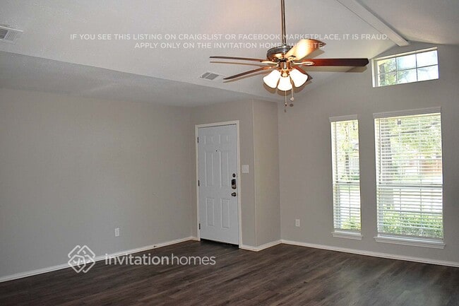 Photo - 1111 Hidden Creek Dr