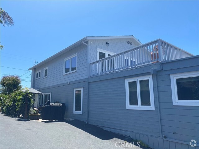 Building Photo - 31863 8th Ave Rental