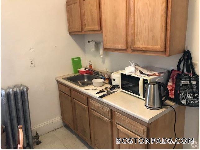 Building Photo - 1375 Commonwealth Ave Rental