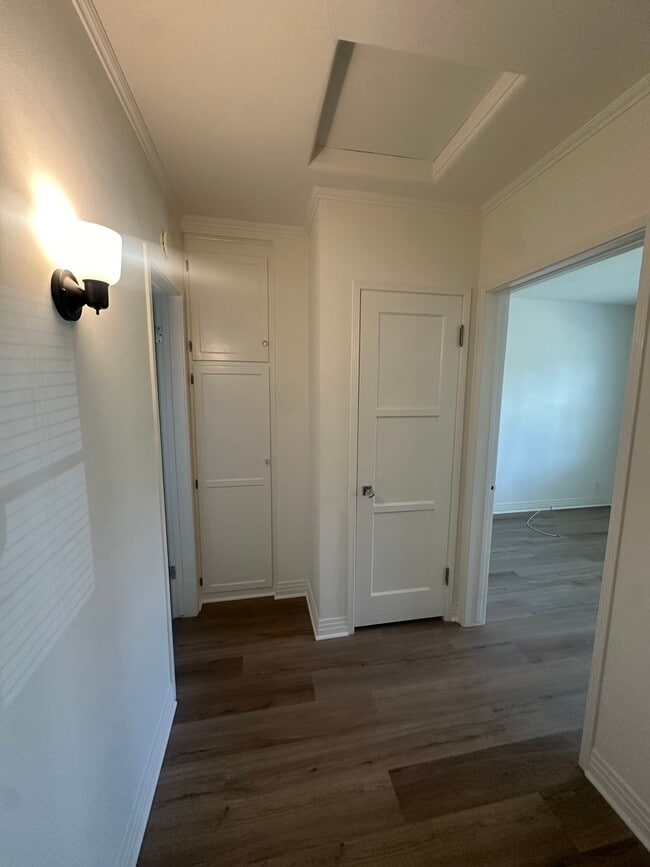 Photo - 4536 N Lakewood Blvd Unidad 4540