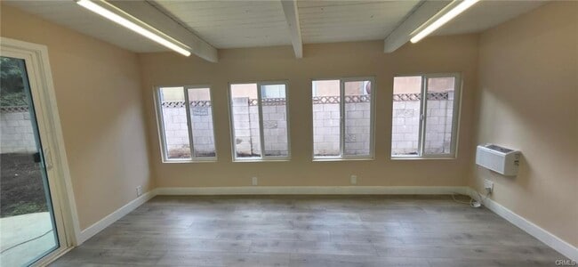 Photo - 23300 Welby Way