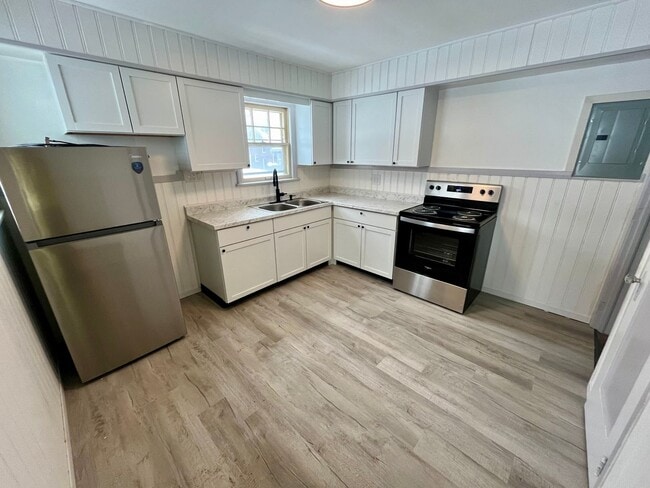 Photo - 97 Mitchell Ave Unidad 1B