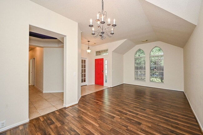 Photo - 2726 Redwick Dr