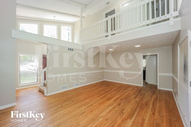 Photo - 815 San Remo Ct