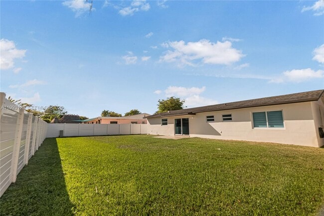 Building Photo - Southwest 108th Street, Miami, FL 33186 - 3 BR 2 BA house