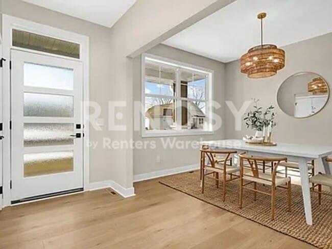 Photo - 2164-211A N Eustis St