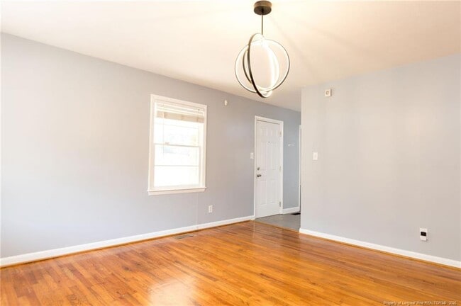 Photo - 3858 Red Oak Dr