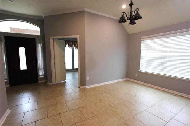 Building Photo - 10926 Great Hawk Ln