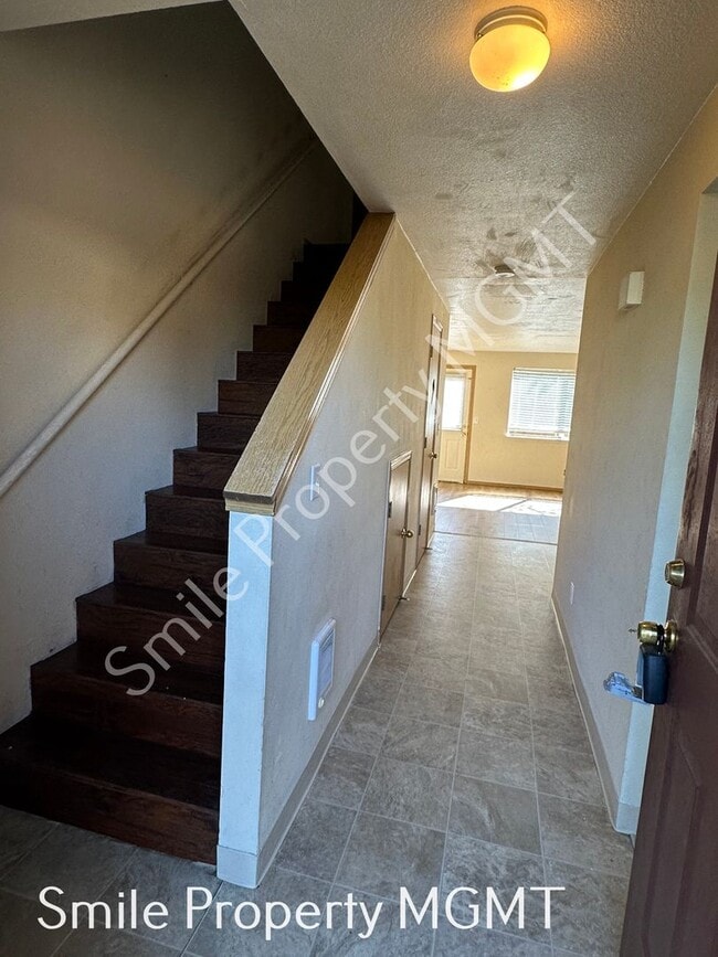 Photo - 8826 SE Lafayette St