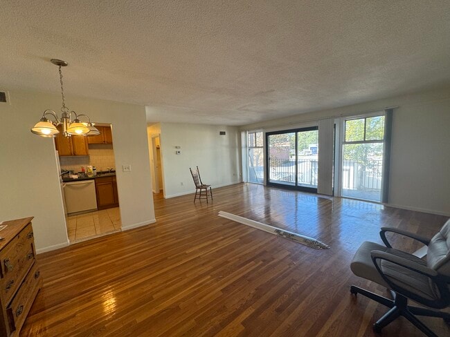 Building Photo - 177 Central St Rental