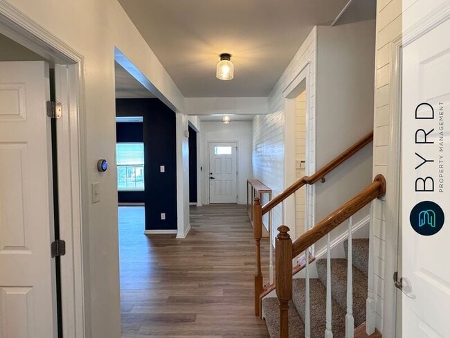 Photo - 7025 Heartleaf Ln