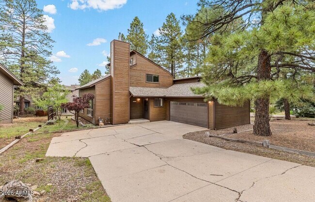 2803 N Carefree Cir