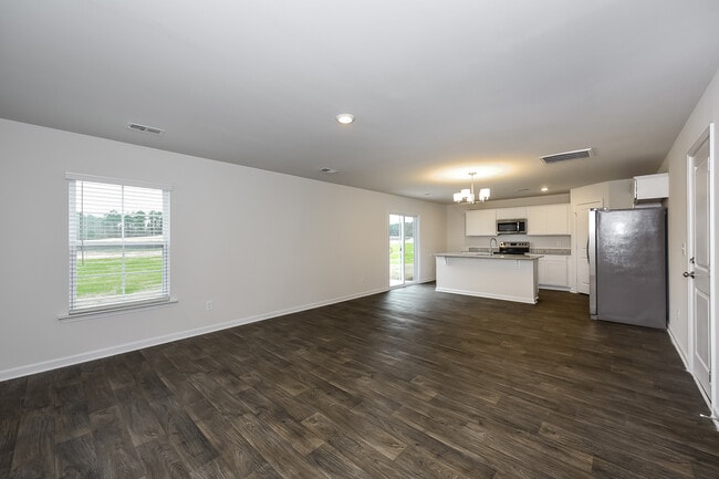 Photo - 127 King Buck Dr