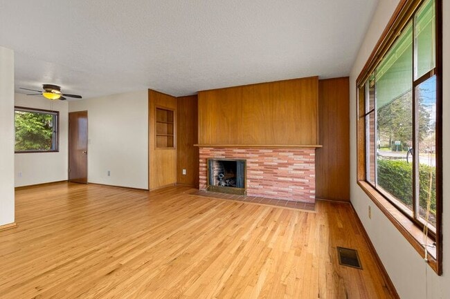 Photo - 3930 N Kilpatrick St