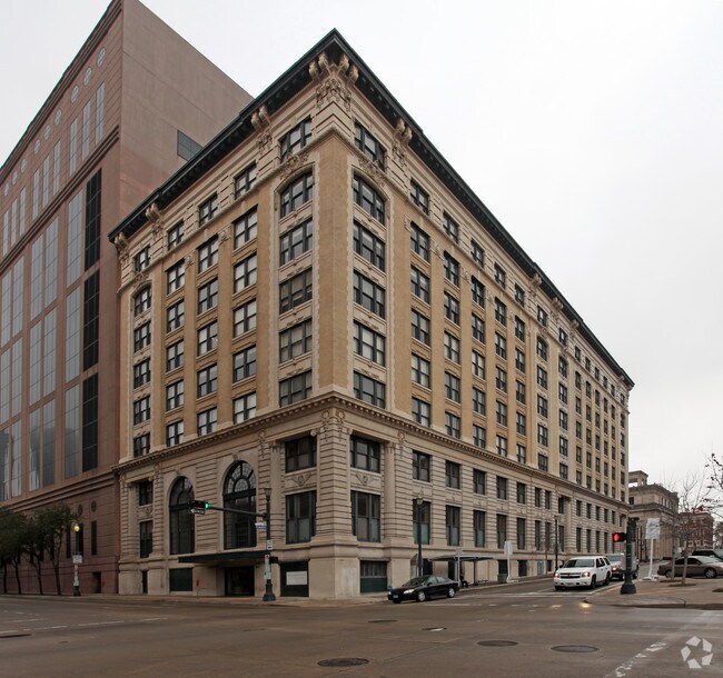 Primary Photo - Franklin Lofts