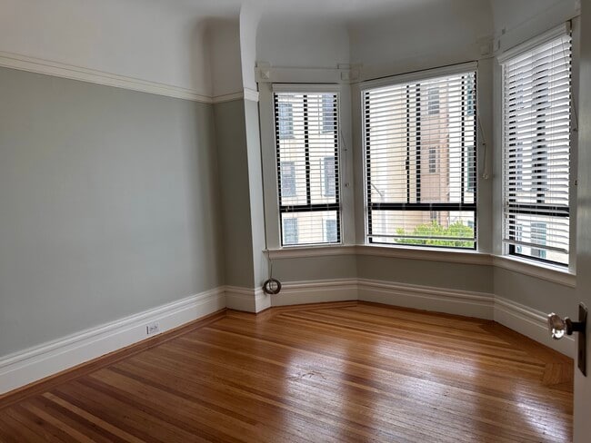 Photo - 1175 Clay St