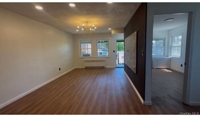 Photo - 3523 Laconia Ave