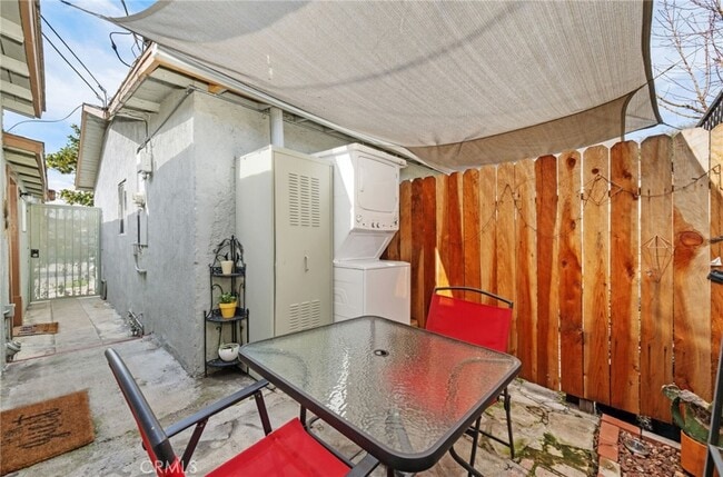 Photo - 336 Chester St