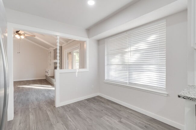 Photo - 2704 NW 115th St