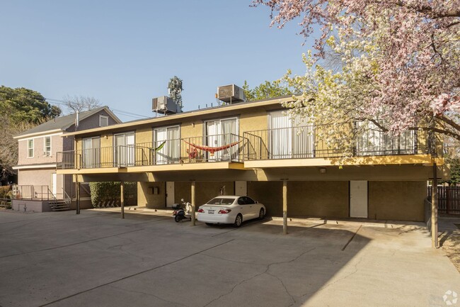 3rd & Cedar Townhomes