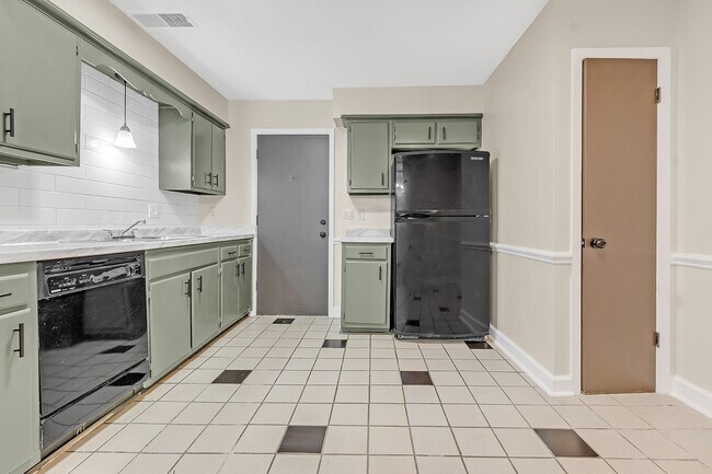 Photo - 1838 Quail Park Cir