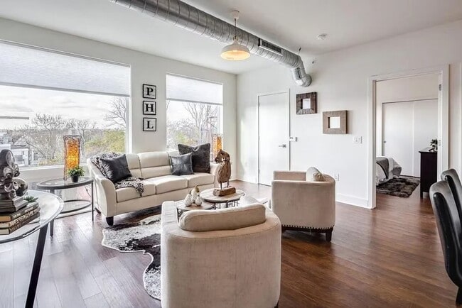 Building Photo - 2617 W Girard Ave Unit 3B