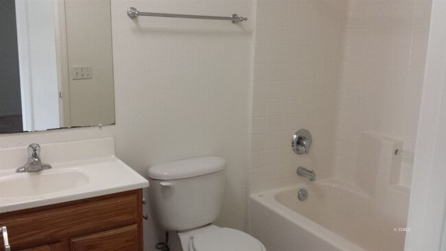 Photo - 911 W Bataan Ave Casa