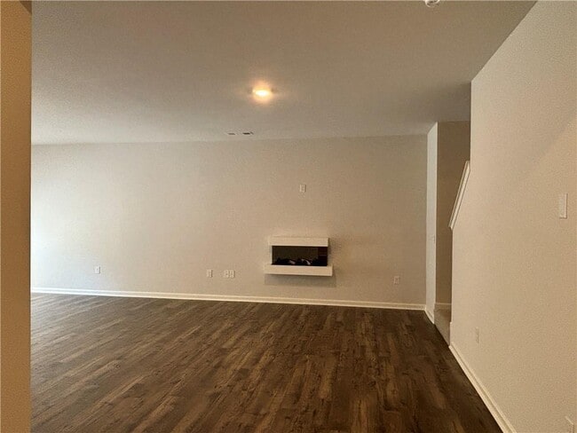 Photo - 472 Stoneybrook Dr