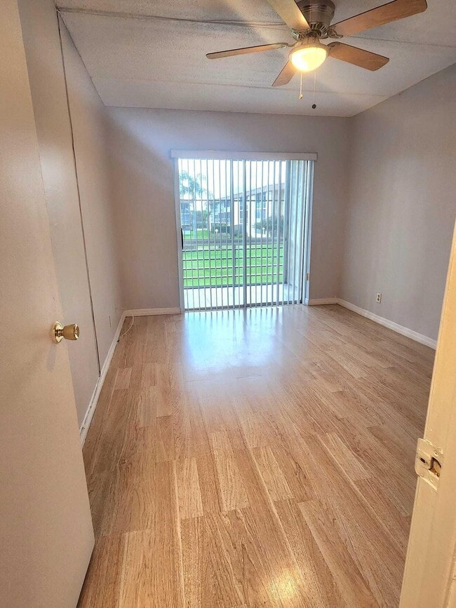 Photo - 100 Village Green Cir E Unit B212
