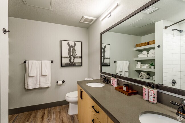 1BR, 1BA - 548 SF