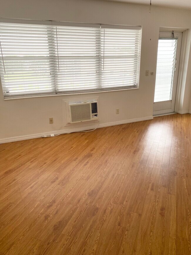 Photo - 91 Berkshire D Unit 91 Berkshire D