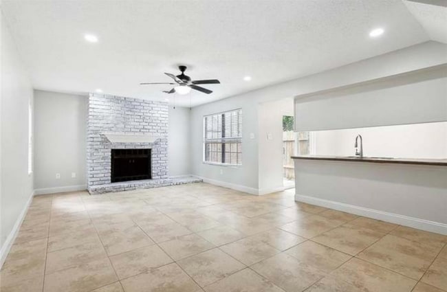 Photo - 1500 W Esplanade Ave